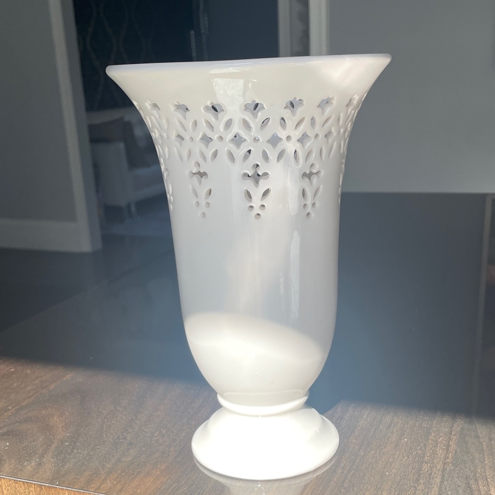Leeds of England White Vase